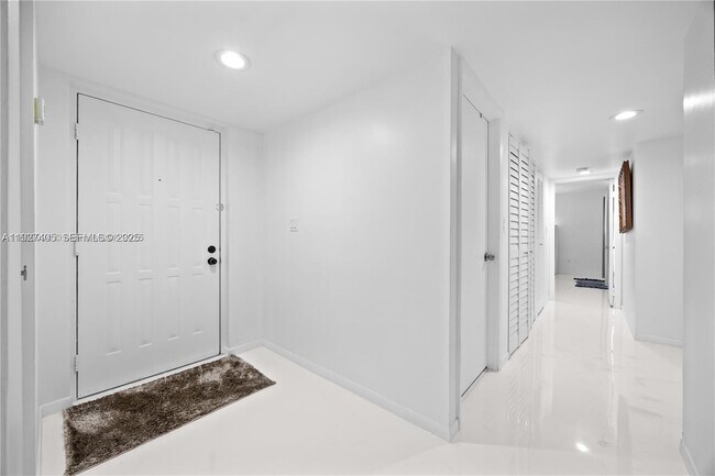 Photo - 8810 SW 132nd Pl Unit 101DN