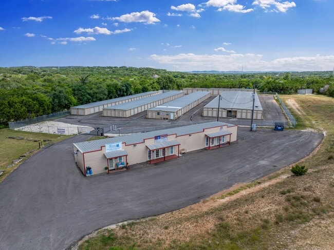 Building Photo - 23063 Texas 46STE 2-3 Unit 2-3