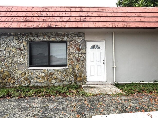 Photo - 7635 SW 10th St Apartments Unit A