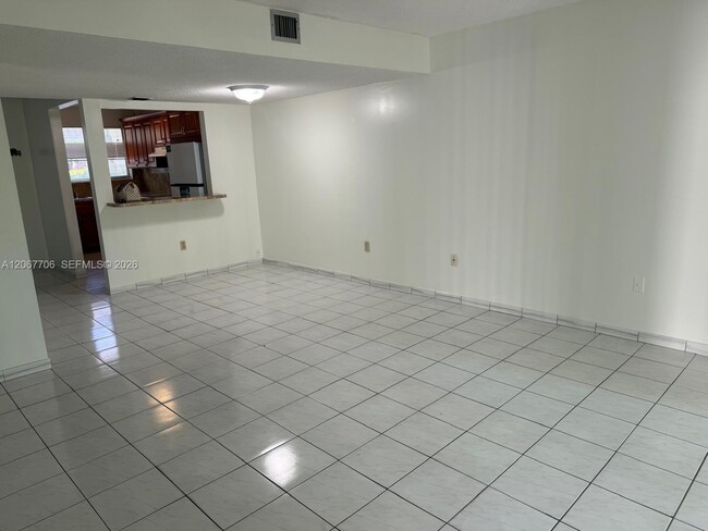 Photo - 1916 SW 17th Ave Unit 36