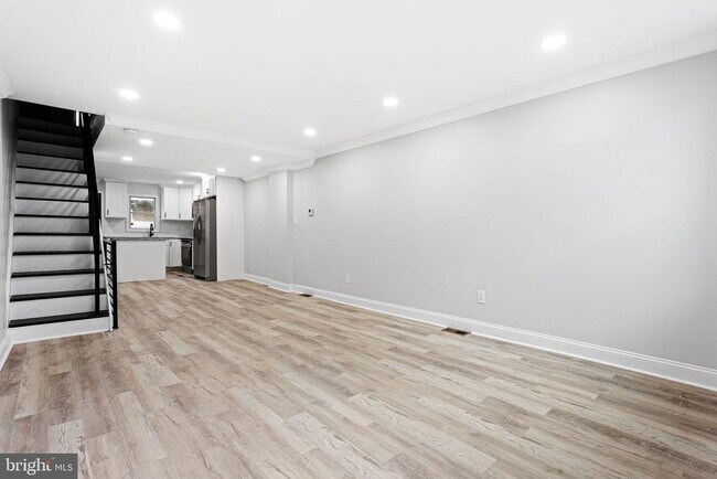 Photo - 1847 Gerritt St