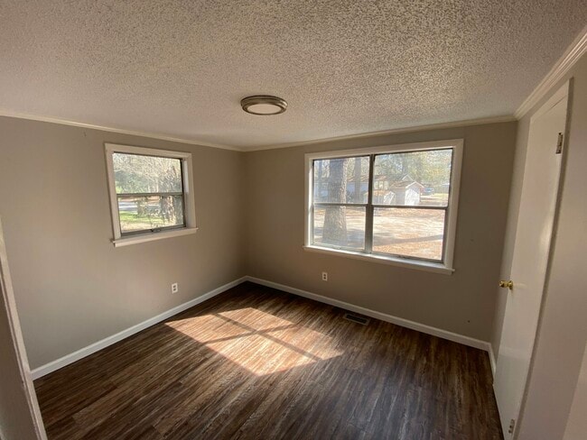 Photo - 66 Holly Hill Dr