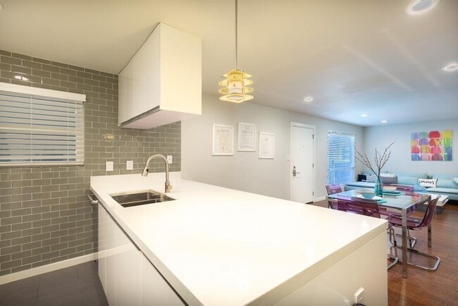 Building Photo - 3110 Red River St Unit C-402