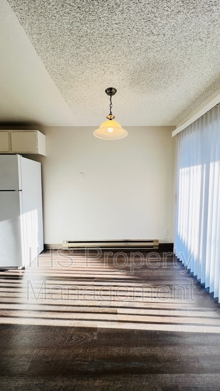 Photo - 409 Benham St Unit J