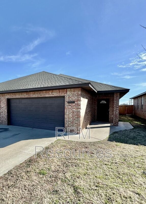 Building Photo - 115 Bison Ct Way
