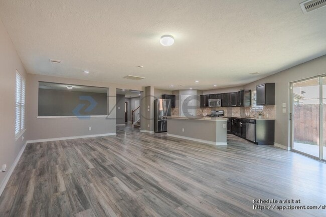 Photo - 7610 Connemara Dr