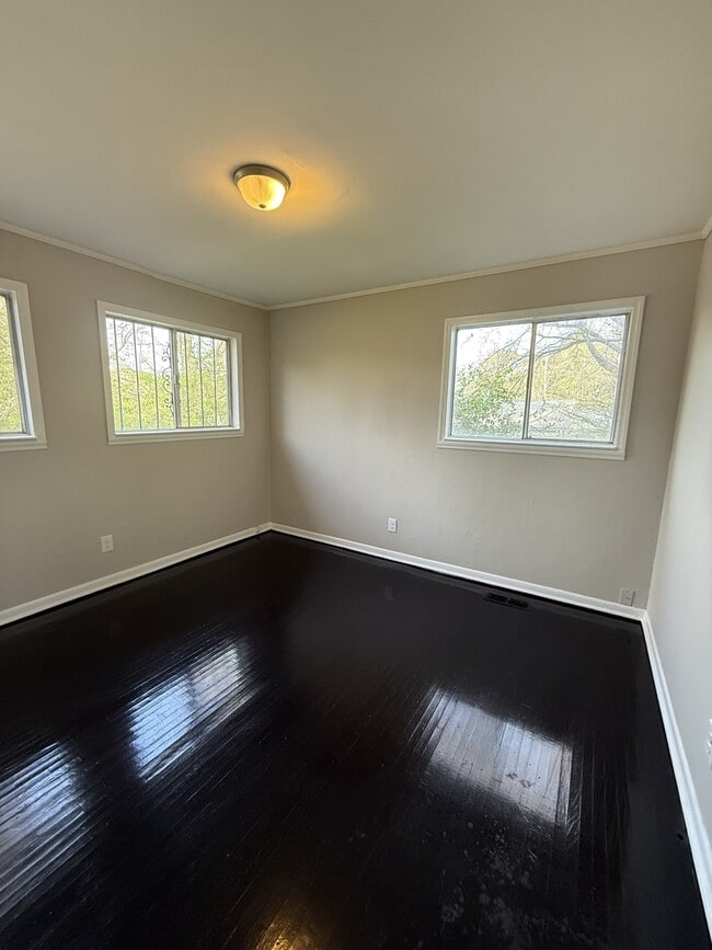 Photo - 629 Lanett Ave