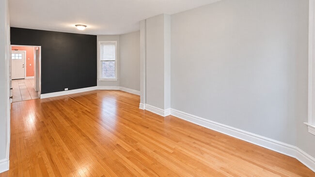 Photo - 2833 N Albany Ave