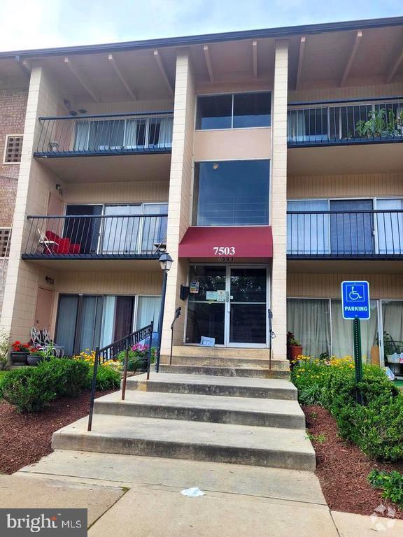 Building Photo - 7503 Riverdale Rd Unit 2027 Rental
