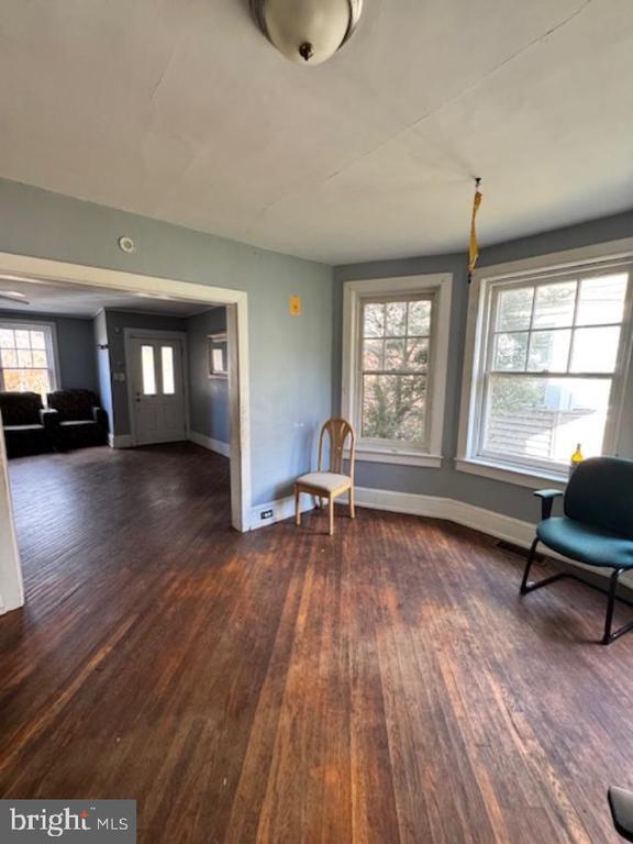 Photo - 1136 Stirling St