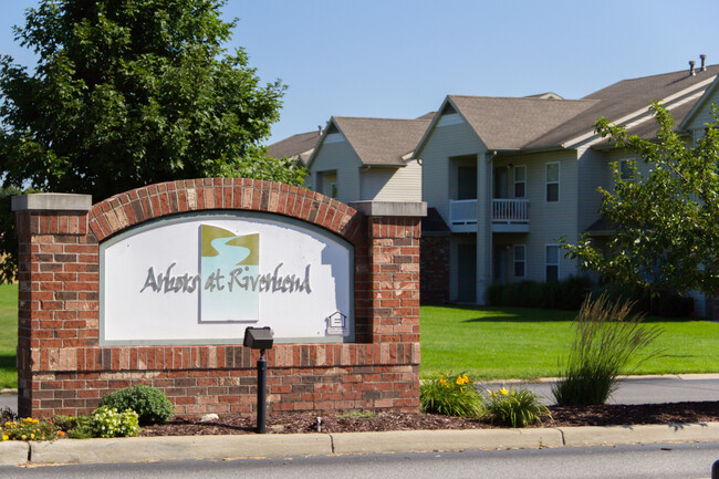 Photo - Arbors at Riverbend Apartments