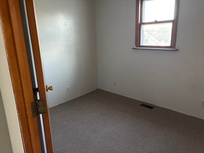 Photo - 603 N 6th St Unit 1
