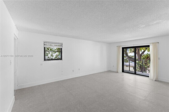 Photo - 1225 West Ave Unit 201