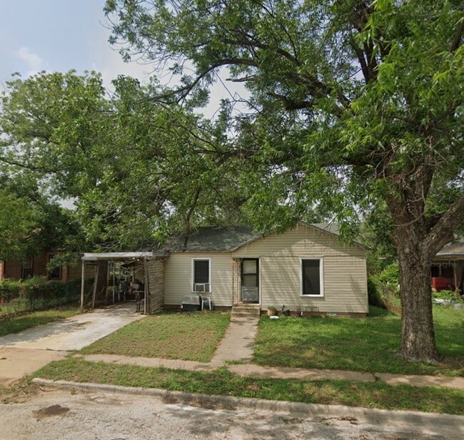 Building Photo - 508 Medcalf Dr Rental