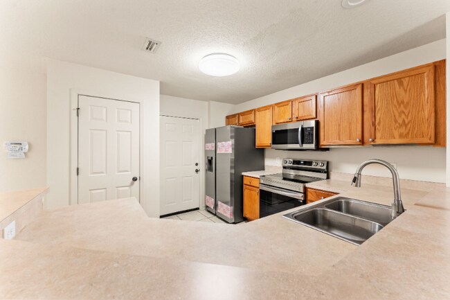 Photo - 8550 Argyle Business Loop