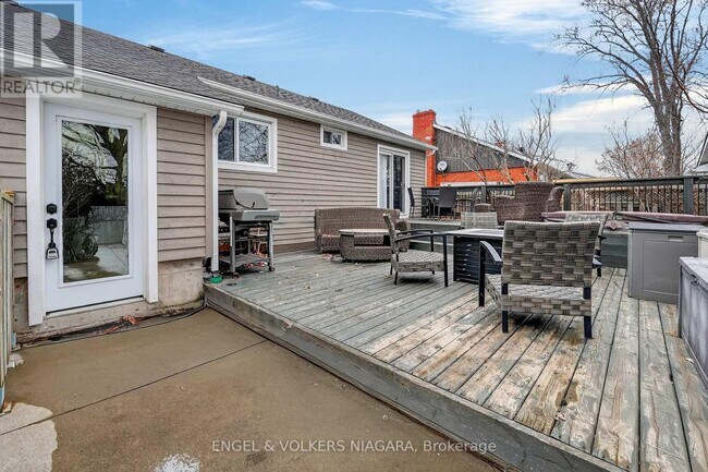 Photo - 70 Stewart St