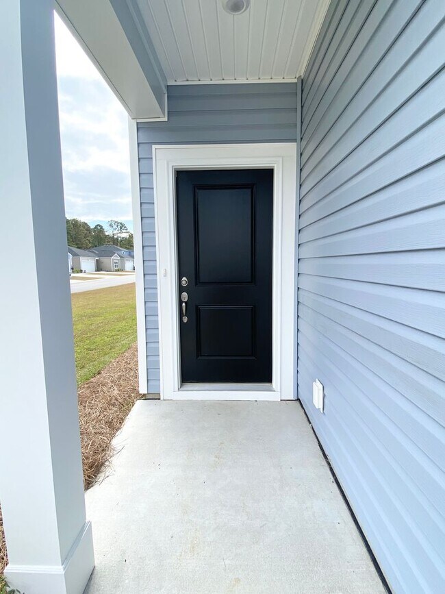 Photo - LIKE NEW home in a new subdivision!