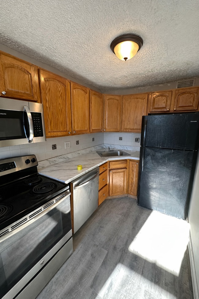 Photo - Newly renovated 3 bed, 2 bath