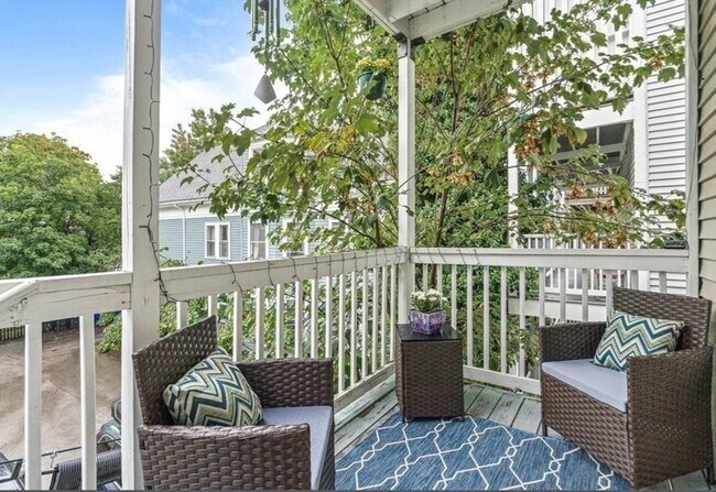 Building Photo - 7 Washburn Terrace Unit 1 Rental