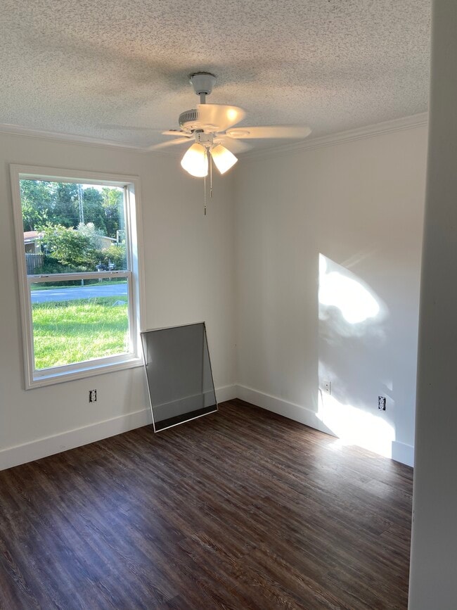 Photo - 121 Jackson Blvd #2