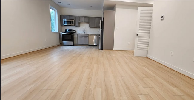 Photo - 1429 22nd St SE