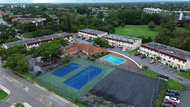 Photo - 4152 Inverrary Dr Unit 202