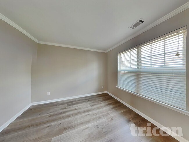 Photo - 1289 Avington Glen Dr SE