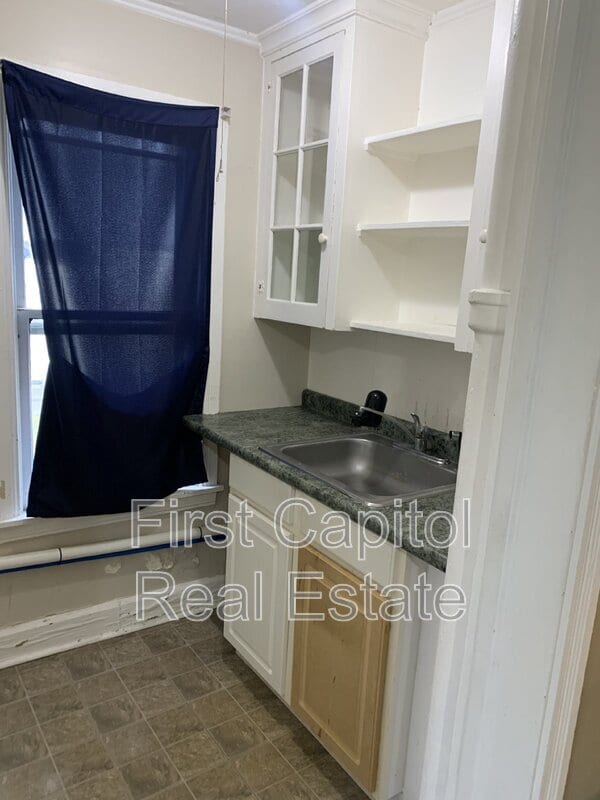 Photo - 401 E Hanover St