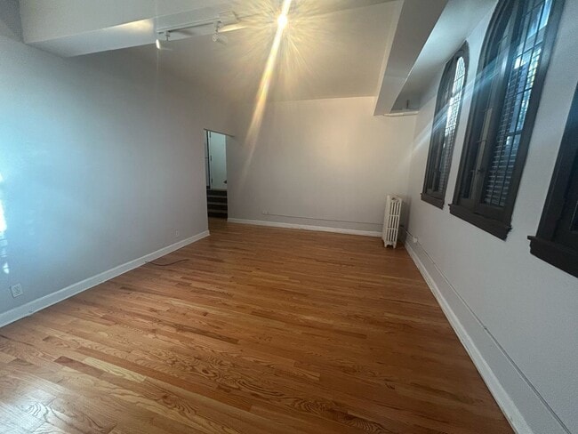 Photo - 4515 N Wolcott Ave Unidad BA