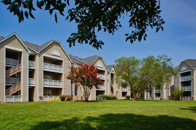 Photo - Featherstone Apartments at Kiln Creek
