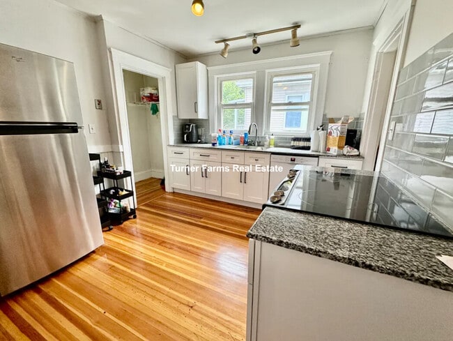 Photo - 19 Sunset Rd Unit 1