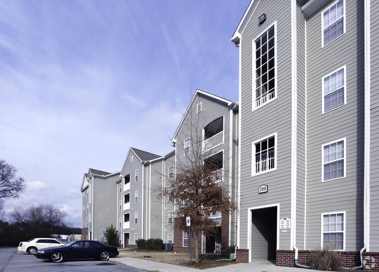 Photo - Northgate Crossing