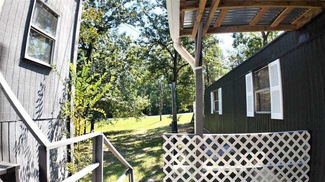 251 Oakdale Dr