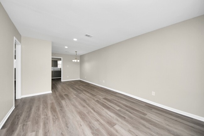 Photo - 1736 Crestdale Dr Unidad 5