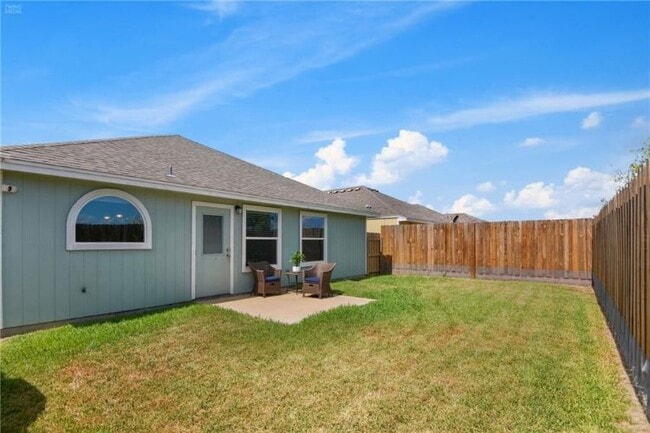 Photo - 7410 Russ Ln