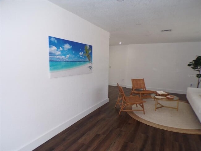 Photo - 1802 Los Alamos Dr