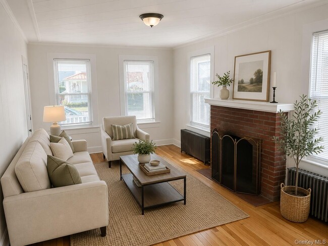 Photo - 120 S 2nd St