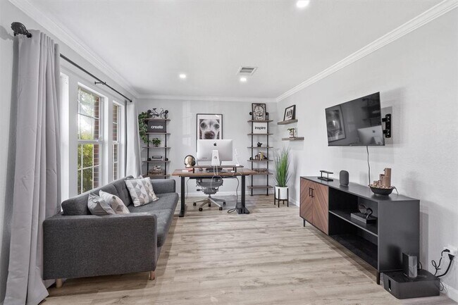 Photo - 1213 Faber Dr