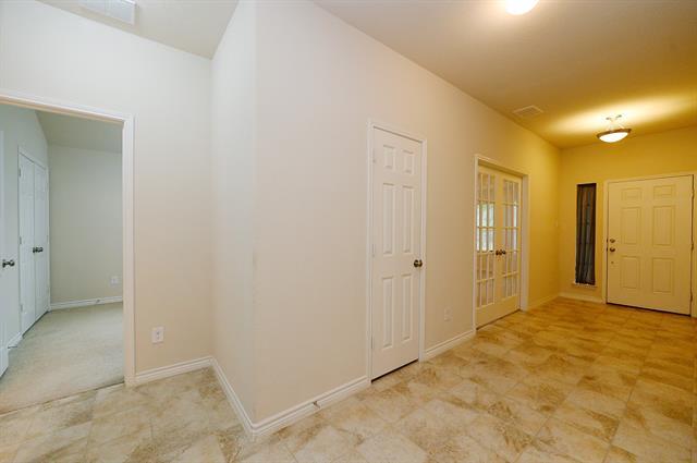 Photo - 1917 Megan Creek Dr