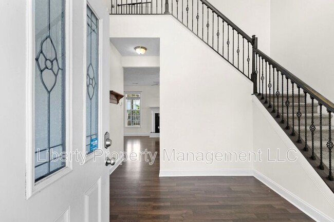 146 Trenton Pl