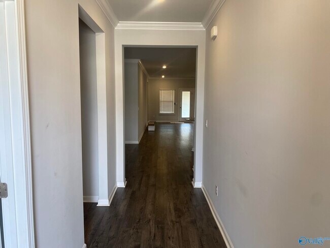 Photo - 101 Donovan Dr