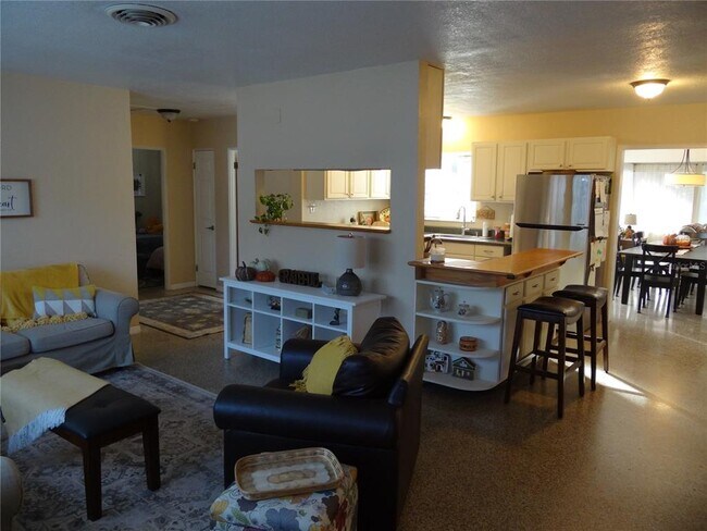 Photo - 3000 28th Ave N