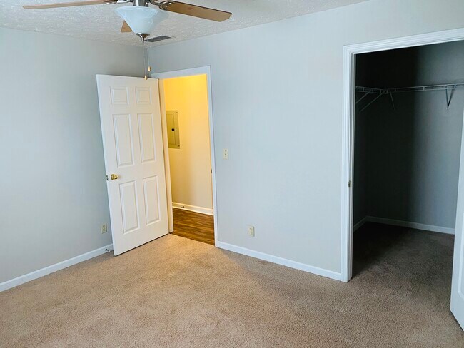 Photo - Cypress Square