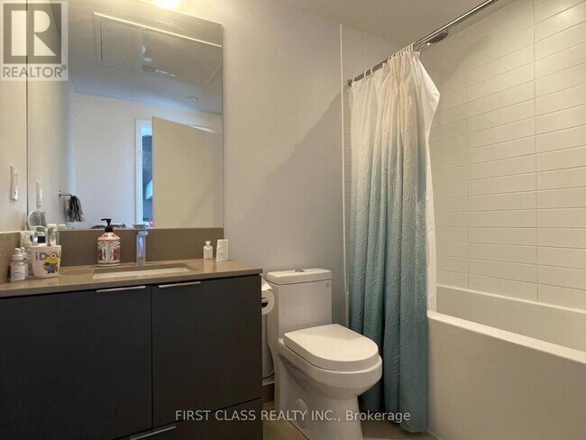 Photo - 181 Dundas St E Unit 3805