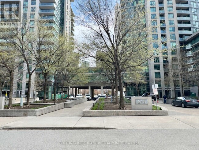 Photo - 215 Fort York Blvd Unit 615