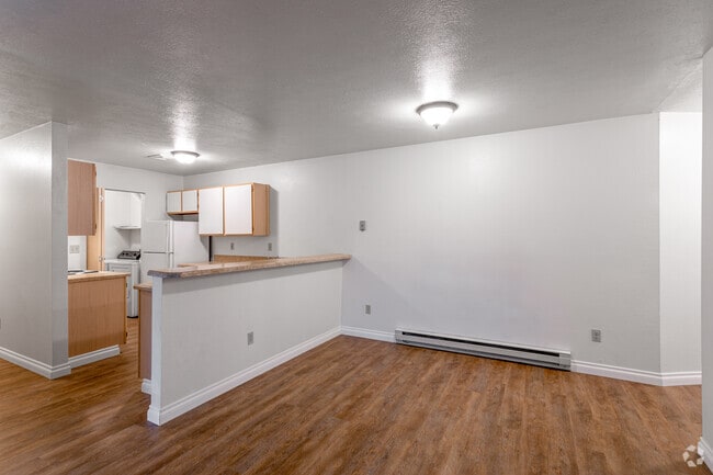 3BR, 2BA - 1,237SF - Dining Room