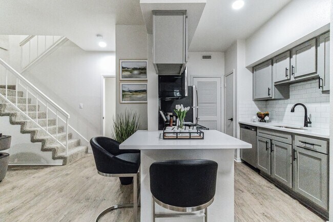 Townhome - Discover The Retreat