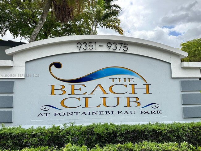 Building Photo - 9357 Fontainebleau Blvd Unit D109
