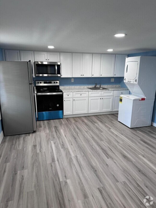 Building Photo - 1322 Avenue L Unit 5 Rental