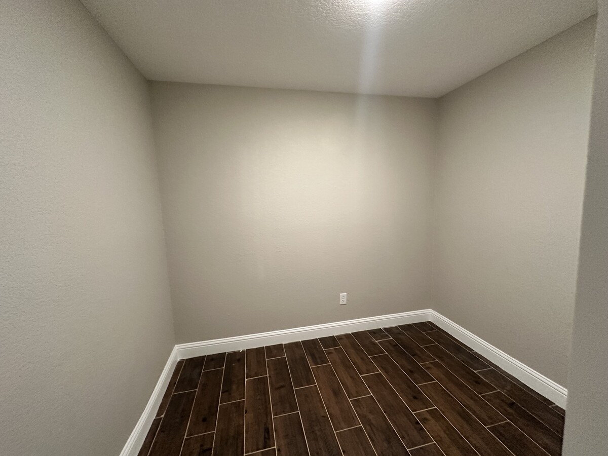 Photo - 2125 Maverick Dr